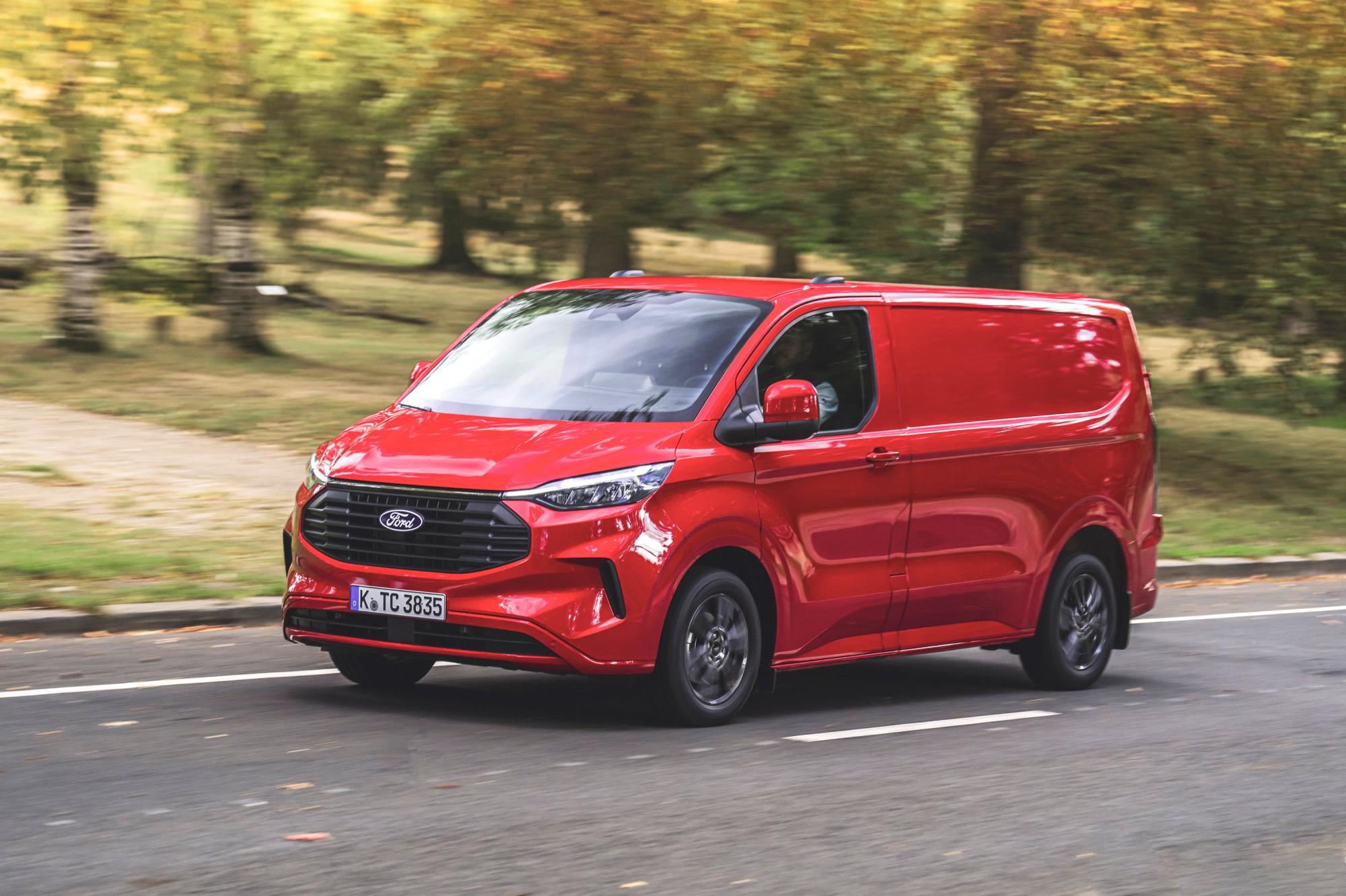 Ετοιμοπαράδοτο το νέο Ford Transit Custom